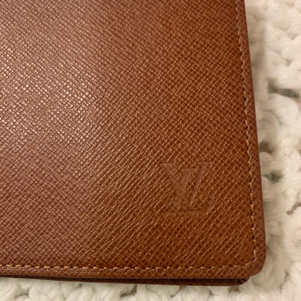 Authentic Louis Vuitton Taiga Card Case Ticket Holder - Picture 1 of 9